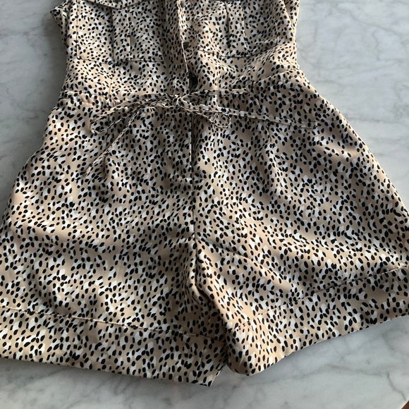 Banana Republic Animal Print Romper Size 2 - Picture 4 of 4